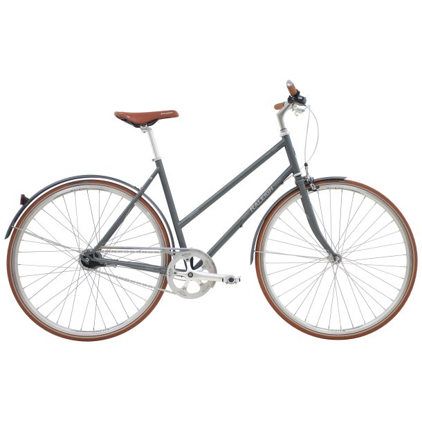 Raleigh Kent dame